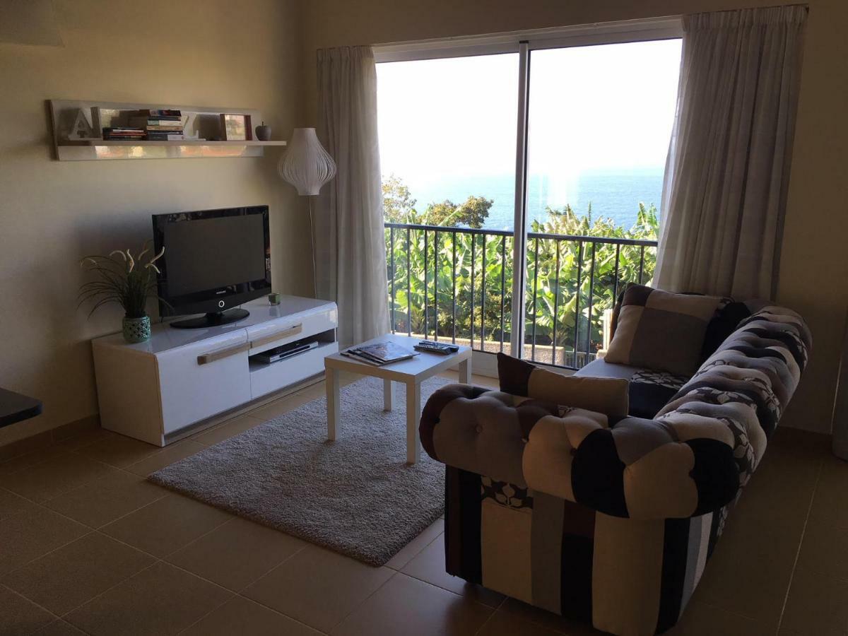 Villa Atlantis Calheta  Exterior photo